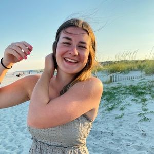 Meet your Posher, Grace